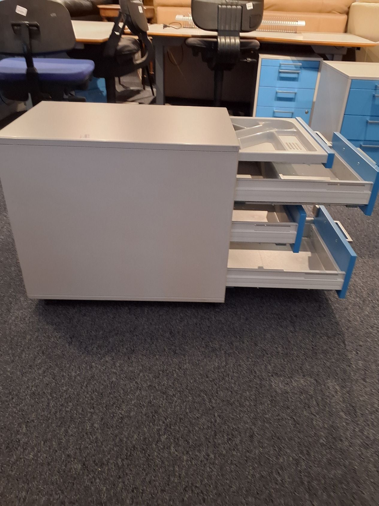 Kontor skuffe møbel